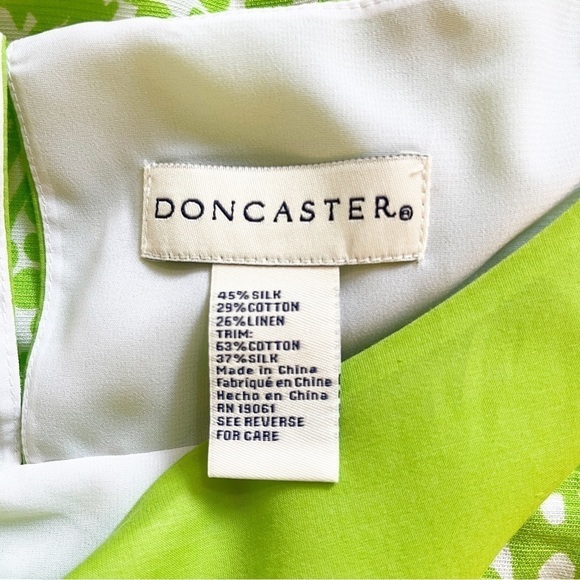DONCASTER Silk Blend Sleeveless Dress Size 8 in Tropical Green Print - Picture 13 of 14
